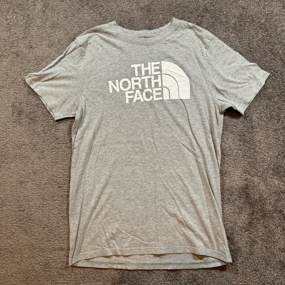 The North Face T-shirt - Picture 1 of 4